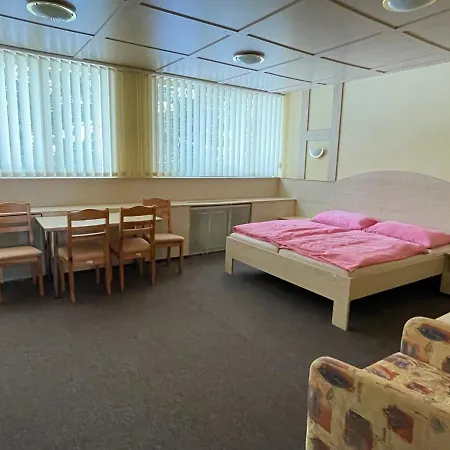 木屋 624 哈拉霍夫